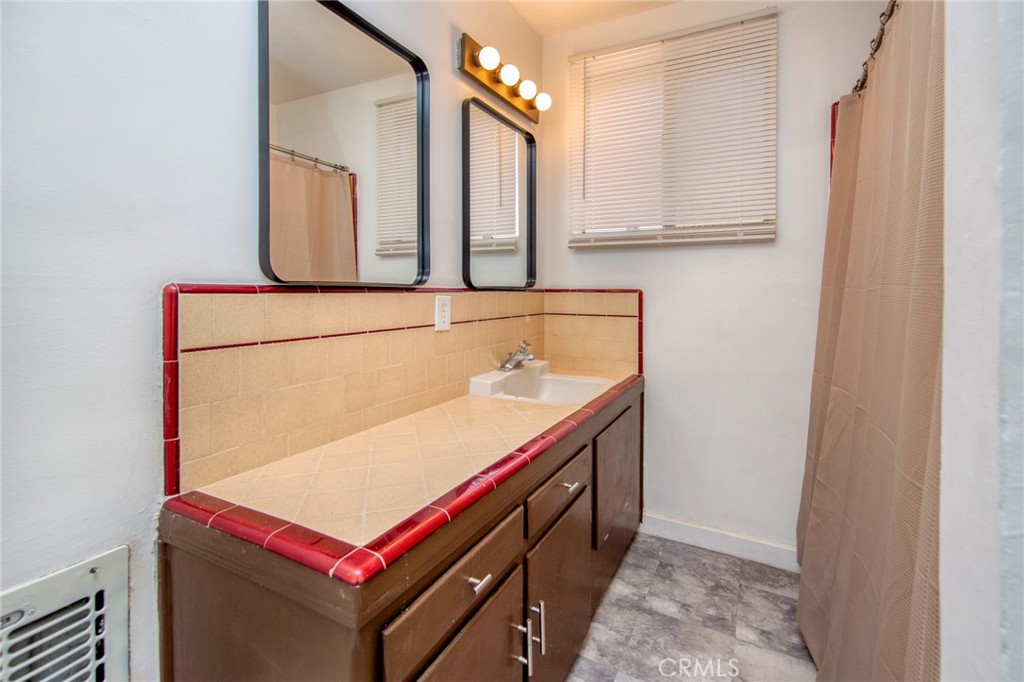 MLS #SR25227859 image #8