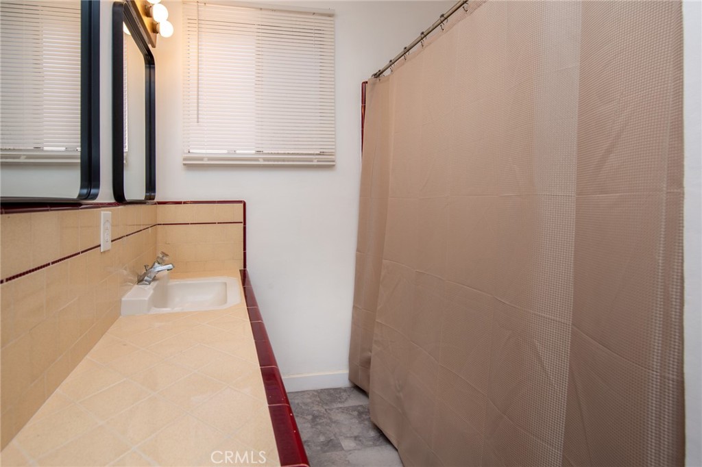 MLS #SR25227859 image #9