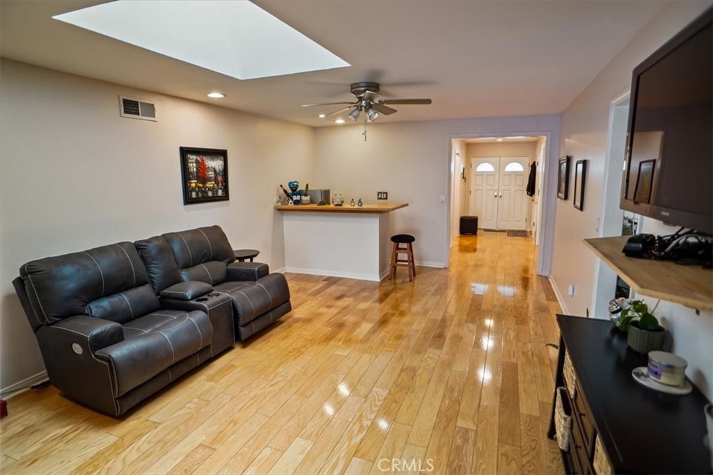 MLS #SR25228015 image #9