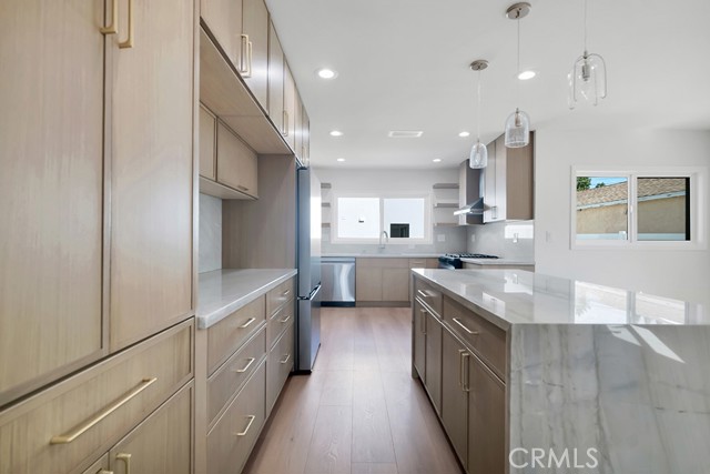 MLS #SR25228051 image #10