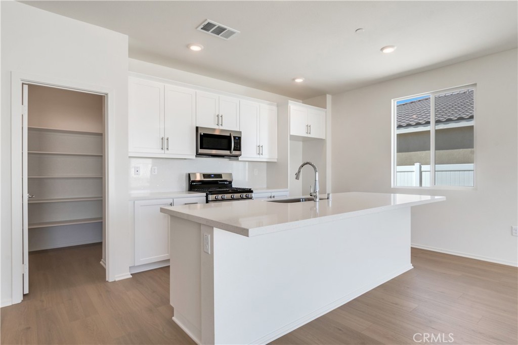 MLS #SR25228123 image #2