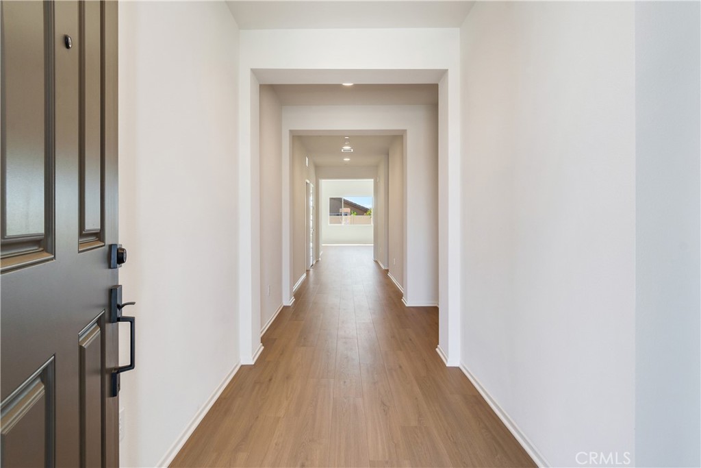 MLS #SR25228136 image #1