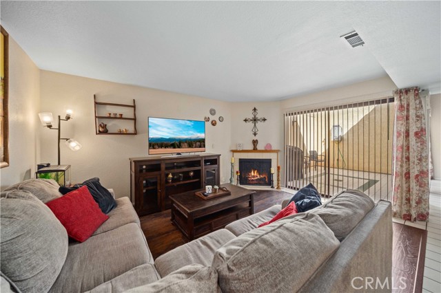 MLS #SR25228185 image #4