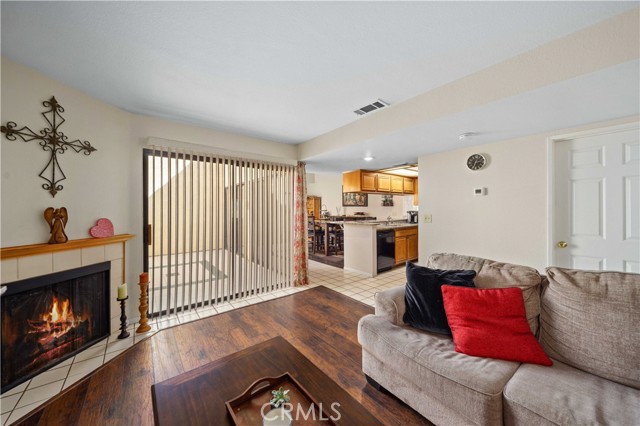 MLS #SR25228185 image #5