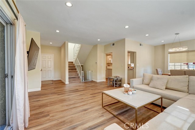 MLS #SR25228208 image #8