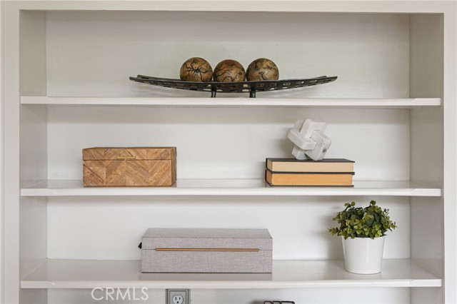 MLS #SR25228338 image #2