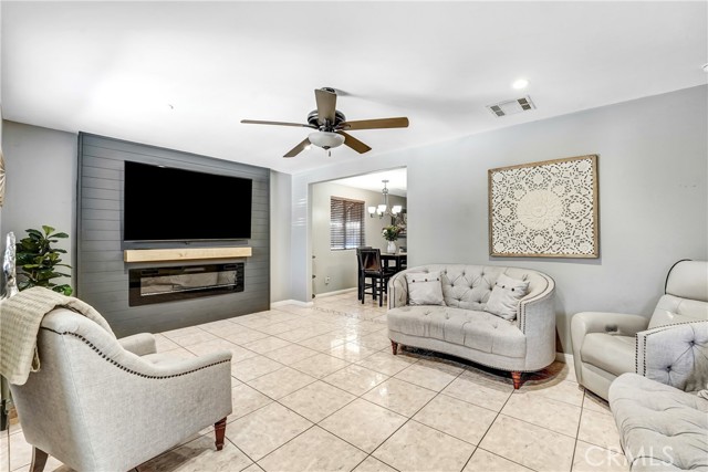 MLS #SR25228395 image #6