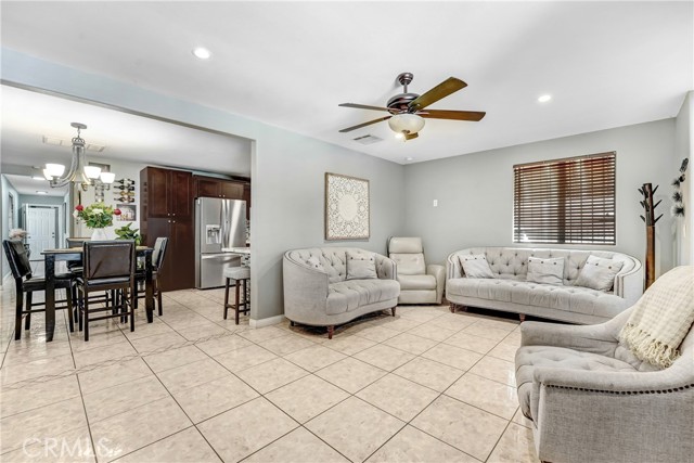 MLS #SR25228395 image #7