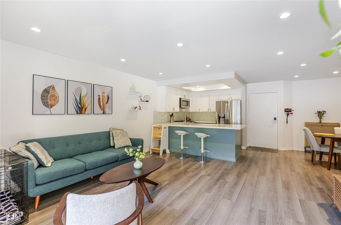 MLS #SR25228588 image #2