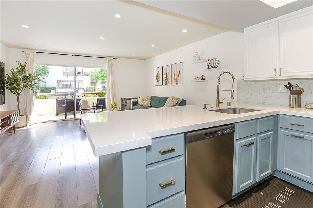 MLS #SR25228588 image #4