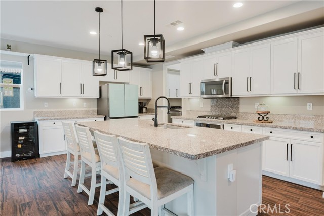 MLS #SR25228626 image #8