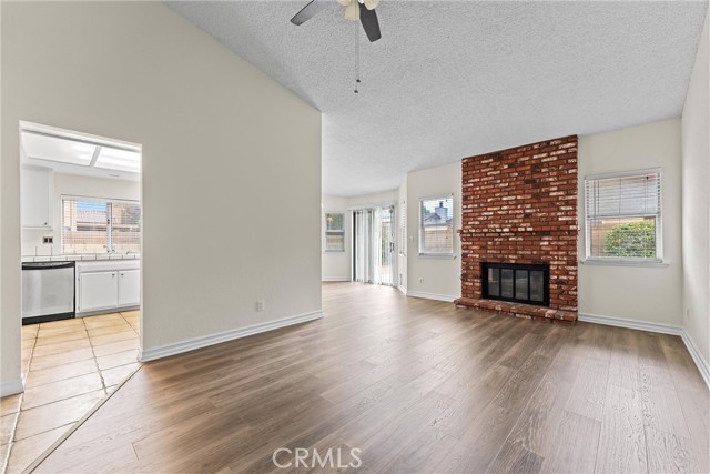 MLS #SR25228637 image #5