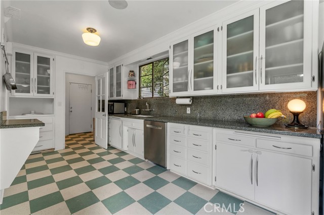 MLS #SR25228654 image #8