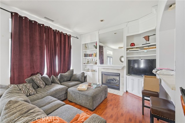 MLS #SR25228681 image #5