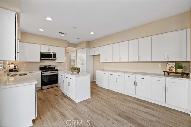 MLS #SR25228757 image #8