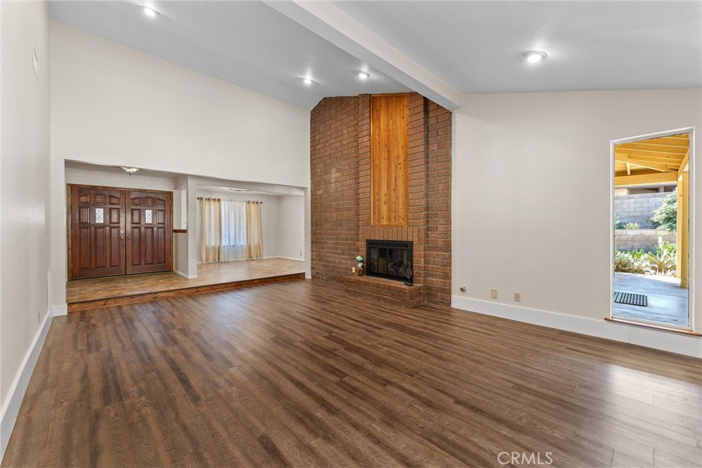 MLS #SR25228759 image #5