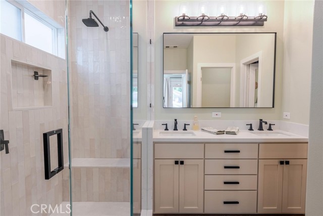 MLS #SR25228824 image #10