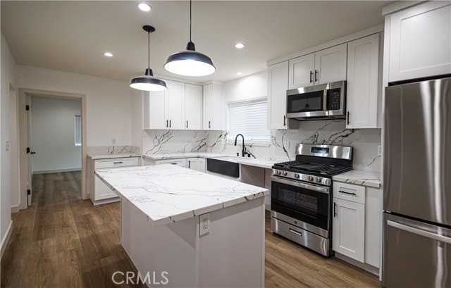 MLS #SR25063433 image #1