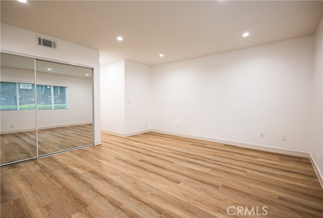 MLS #SR25063433 image #12