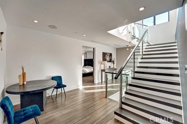 MLS #SR25228849 image #12