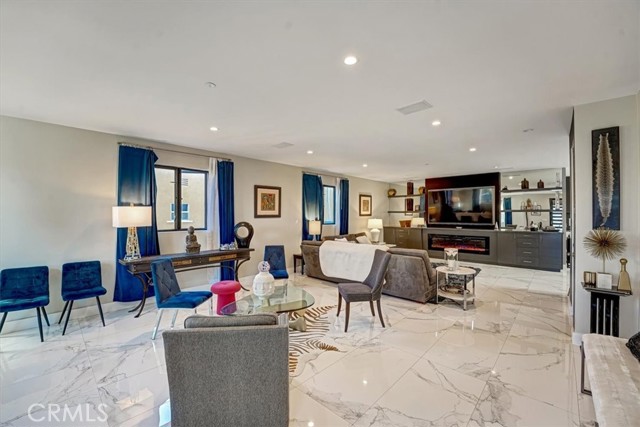 MLS #SR25228849 image #2