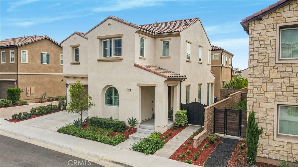 MLS #SR25228983 image #1