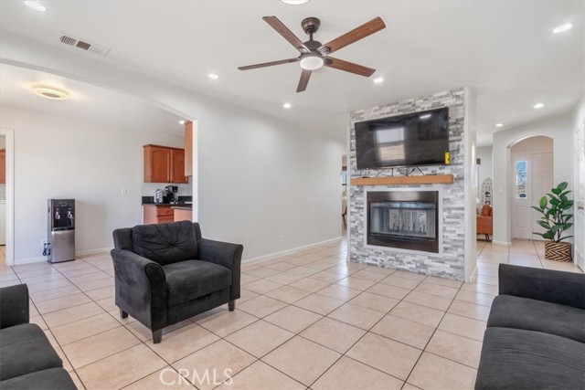 MLS #SR25229009 image #6