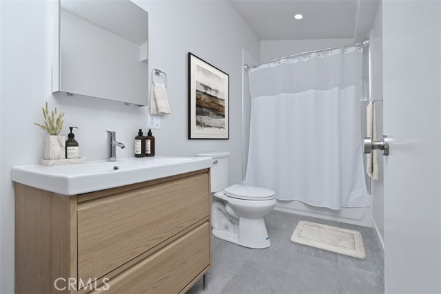 MLS #SR25229104 image #12