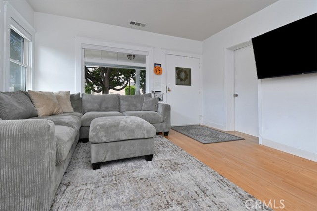 MLS #SR25229104 image #2