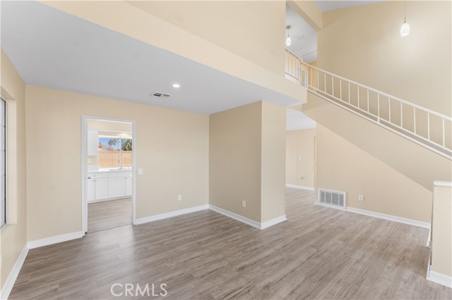 MLS #SR25229130 image #10