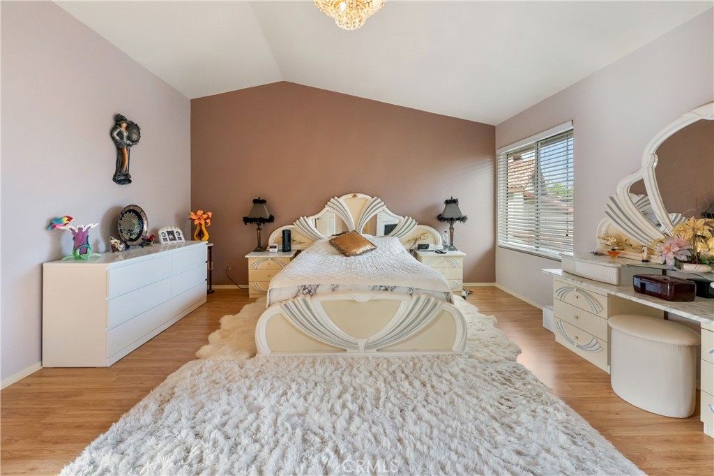 MLS #SR25229246 image #17