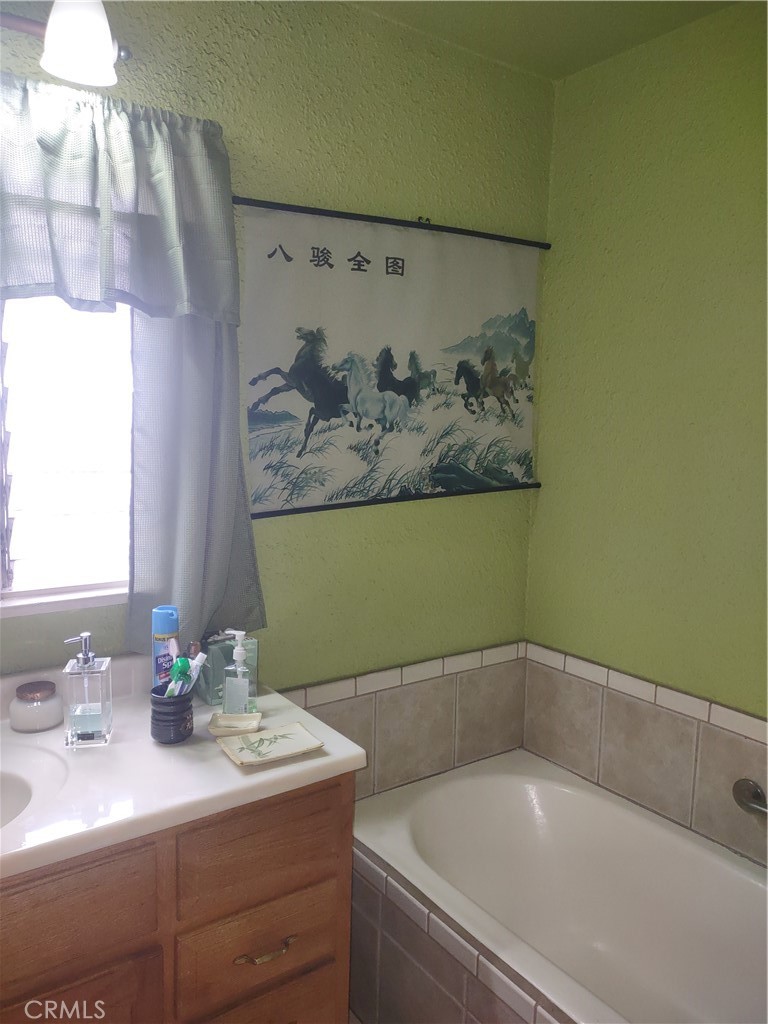 MLS #SR25229318 image #10