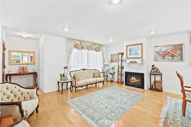 MLS #SR25229949 image #3
