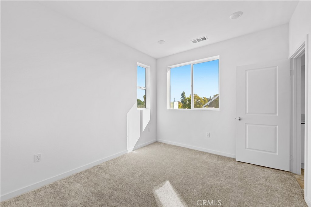 MLS #SR25230080 image #11