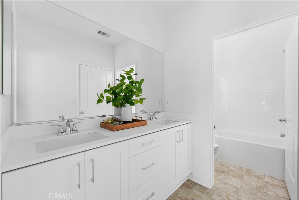 MLS #SR25230080 image #13