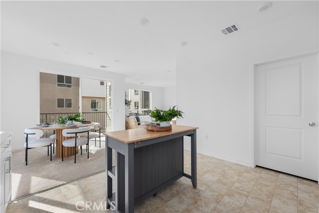 MLS #SR25230080 image #2