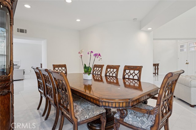 MLS #SR25230295 image #4