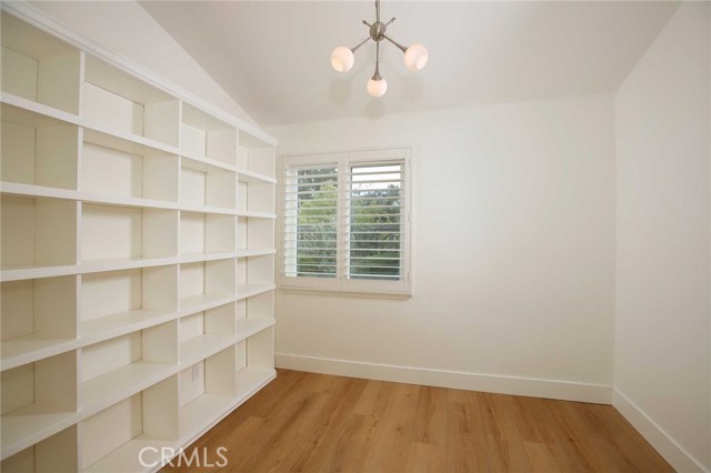 MLS #SR25230443 image #9