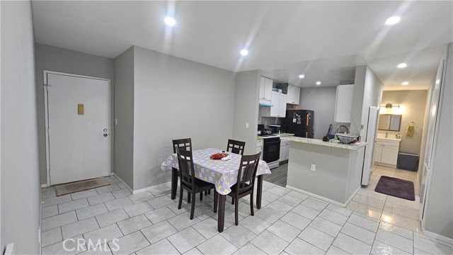 MLS #SR25230448 image #1