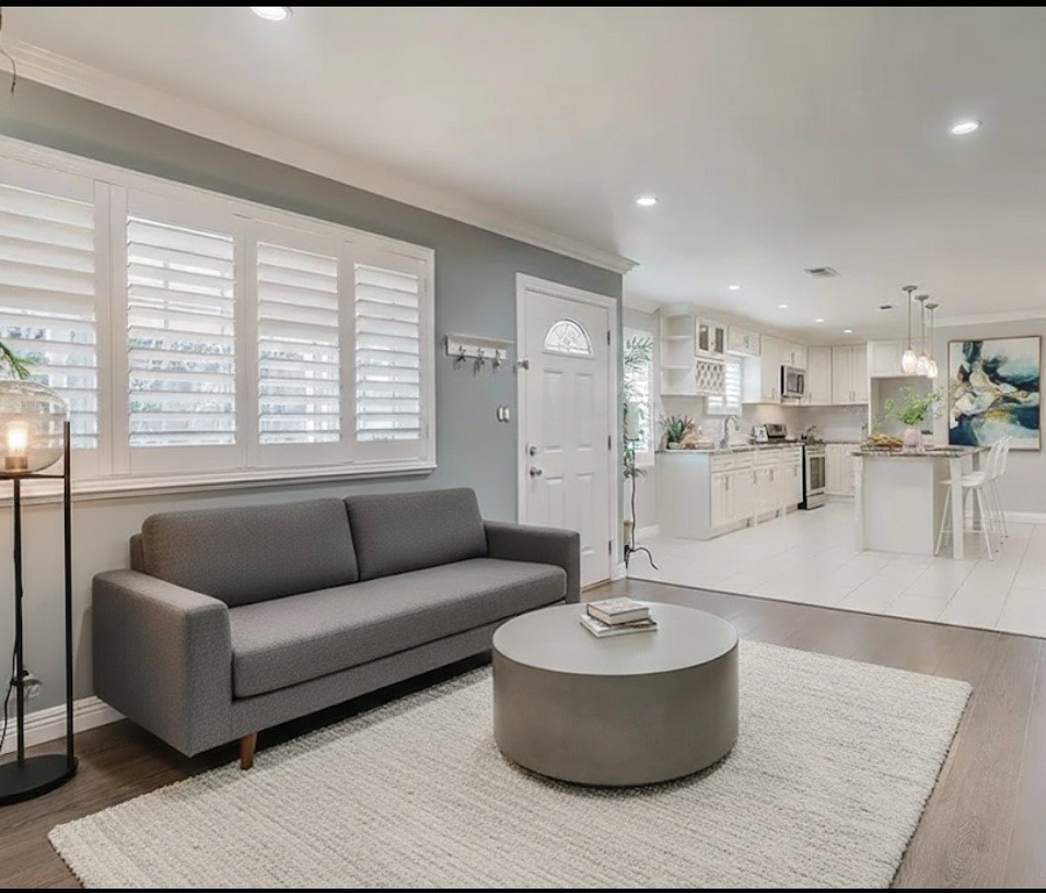 MLS #SR25230575 image #1