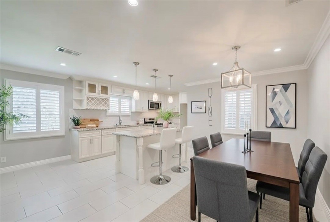 MLS #SR25230575 image #2