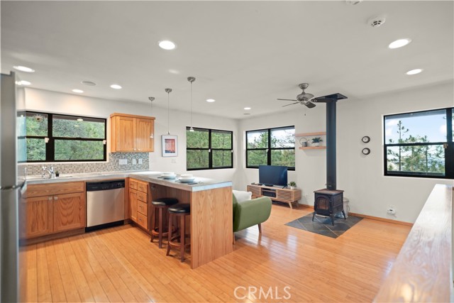 MLS #SR25230583 image #16