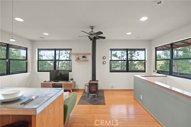 MLS #SR25230583 image #2