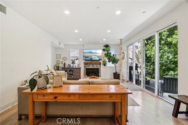 MLS #SR25230734 image #8