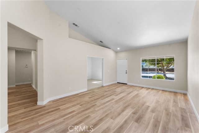 MLS #SR25230975 image #8