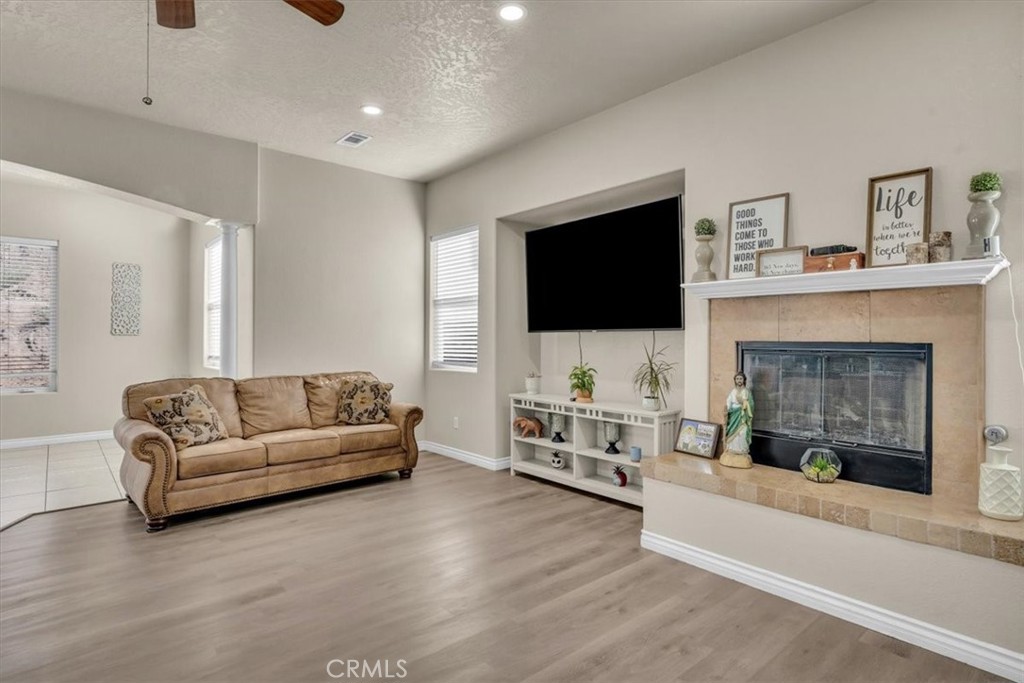 MLS #SR25230998 image #17