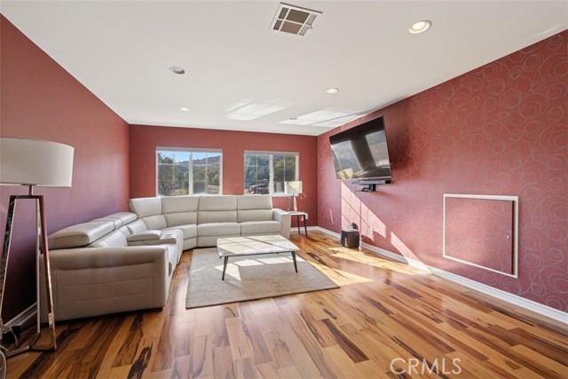 MLS #SR25231073 image #15