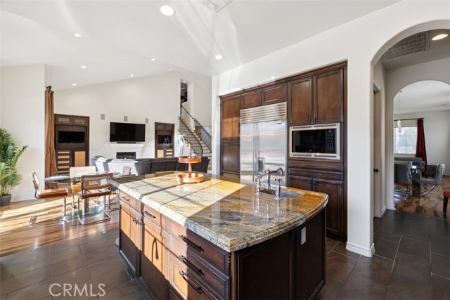 MLS #SR25231073 image #2