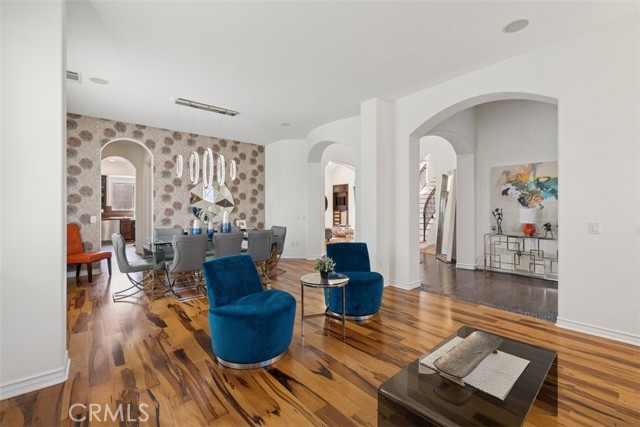 MLS #SR25231073 image #5