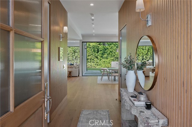 MLS #SR25231159 image #1